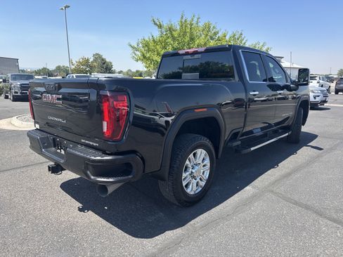 Used 2023 GMC Sierra 2500 Denali w/ Denali Ultimate Package AWD/4WD image 5