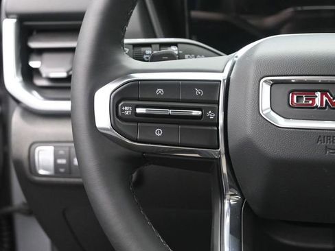 Used 2026 GMC Terrain Elevation w/ Elevation Premium Package image 30