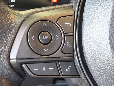 Used 2025 Toyota RAV4 LE AWD/4WD image 21