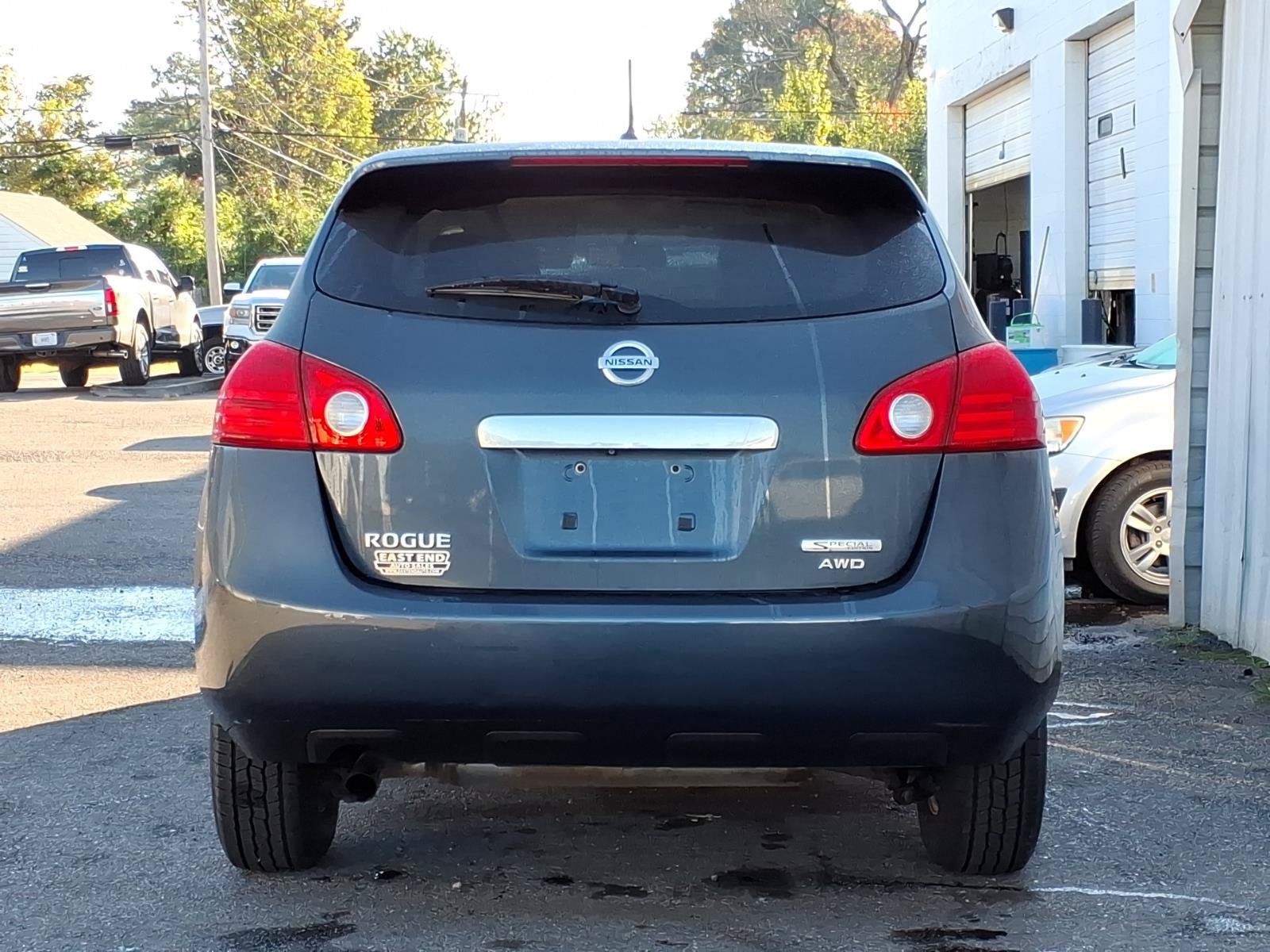 Used 2013 Nissan Rogue S w/ Special Edition Pkg AWD/4WD image 4