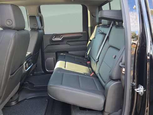 New 2026 GMC Sierra 3500 Denali w/ Denali Reserve Package AWD/4WD image 24