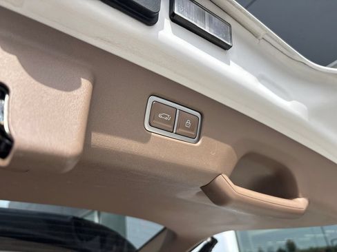 Certified 2026 Kia EV9 GT-Line AWD/4WD image 23