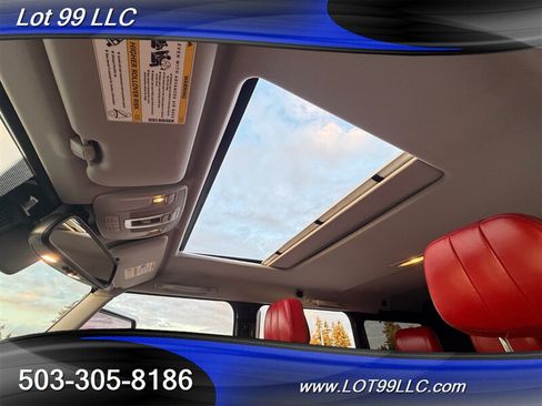 Used 2017 Mercedes-Benz G 550 image 11