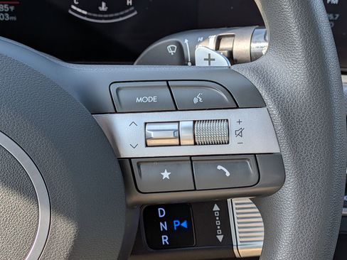 Used 2025 Hyundai Sonata SEL FWD image 19