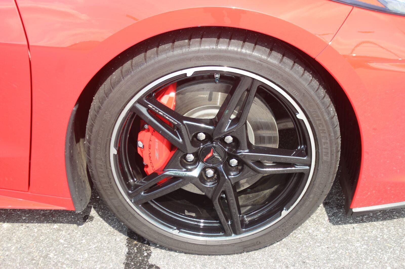 Used 2022 Chevrolet Corvette Stingray Premium Cpe w/ Z51 Performance Package RWD image 44