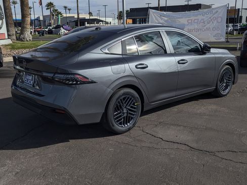New 2026 Nissan Sentra SV image 2