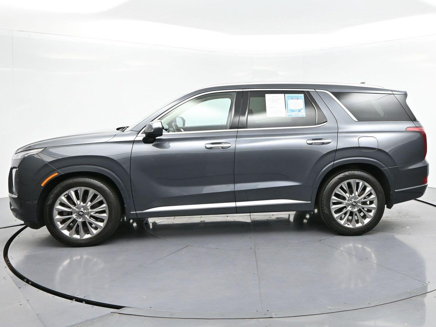 Used 2020 Hyundai Palisade Limited FWD image 4