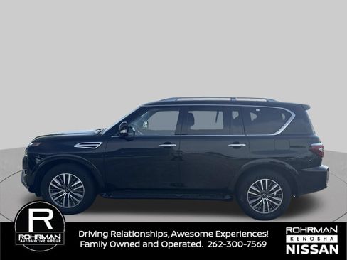 Used 2024 Nissan Armada SL w/ Captain's Chairs Package AWD/4WD image 2