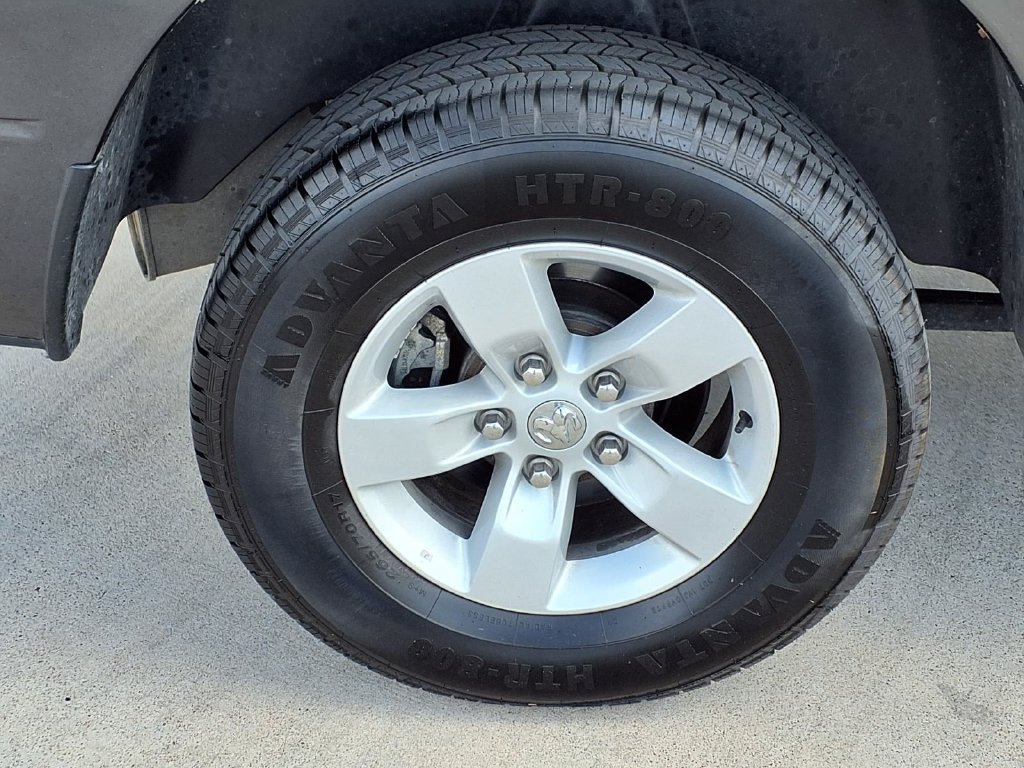 Used 2024 RAM 1500 Classic SLT RWD image 9