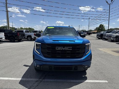 Used 2023 GMC Sierra 1500 Elevation w/ LPO, Elevation Black Package AWD/4WD image 16