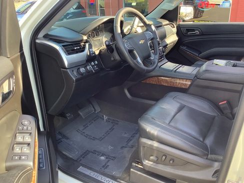 Used 2015 Chevrolet Tahoe LTZ AWD/4WD image 11