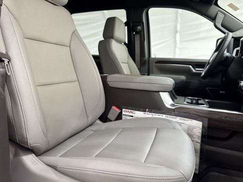 New 2026 GMC Sierra 2500 SLT w/ SLT Premium Package AWD/4WD image 28