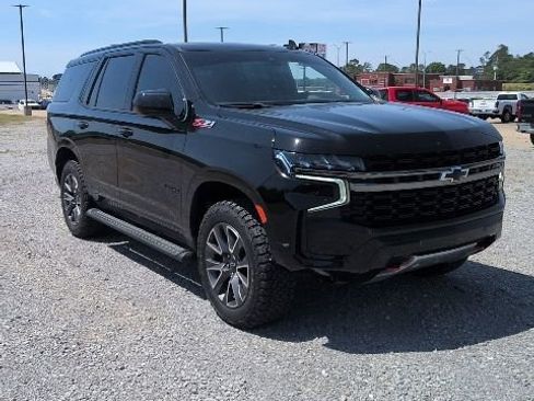 Used 2022 Chevrolet Tahoe Z71 AWD/4WD image 2
