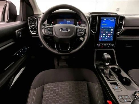 Used 2024 Ford Ranger XLT w/ Trailer Tow Package image 6