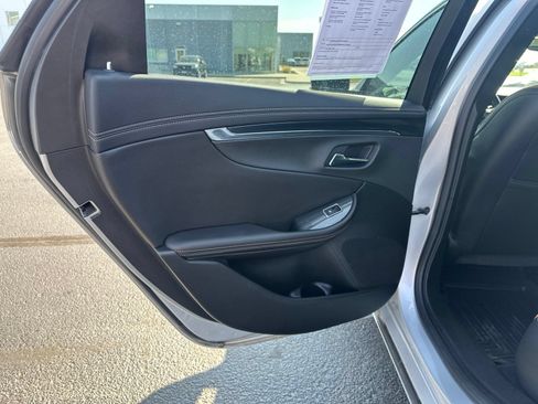 Used 2020 Chevrolet Impala Premier FWD image 25