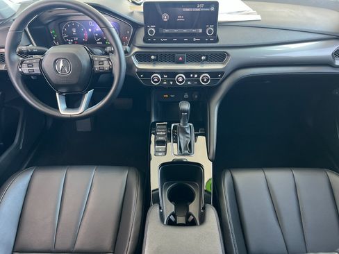 Used 2025 Acura Integra FWD image 13