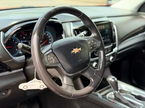 Used 2019 Chevrolet Traverse LT AWD/4WD image 6