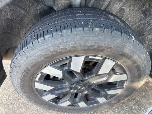 Used 2025 Hyundai Santa Cruz SEL FWD image 14