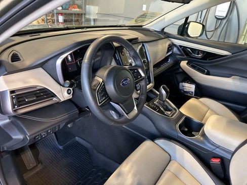 Used 2025 Subaru Outback Limited image 60