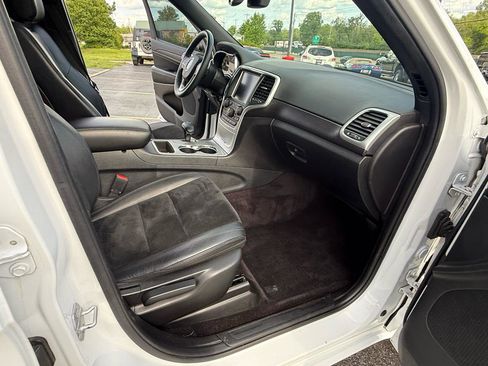 Used 2015 Jeep Grand Cherokee Altitude AWD/4WD image 41