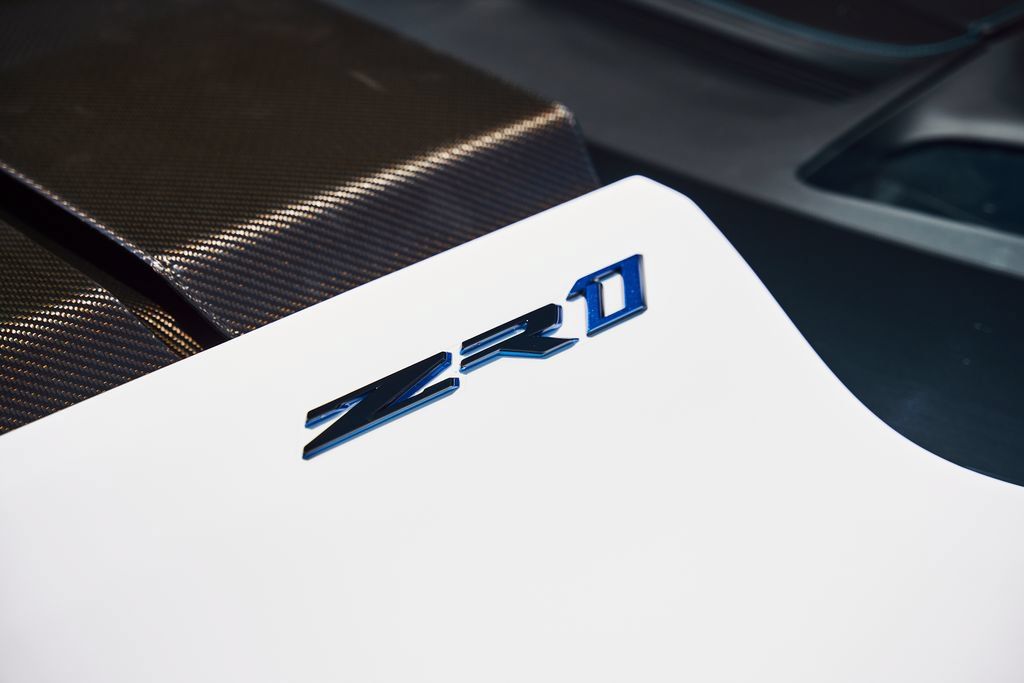 Used 2019 Chevrolet Corvette ZR1 RWD image 9