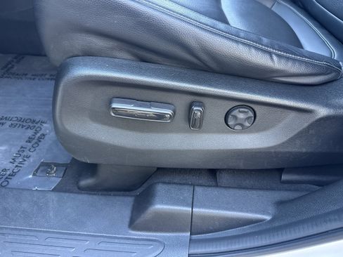 Used 2024 Honda Odyssey Touring image 6