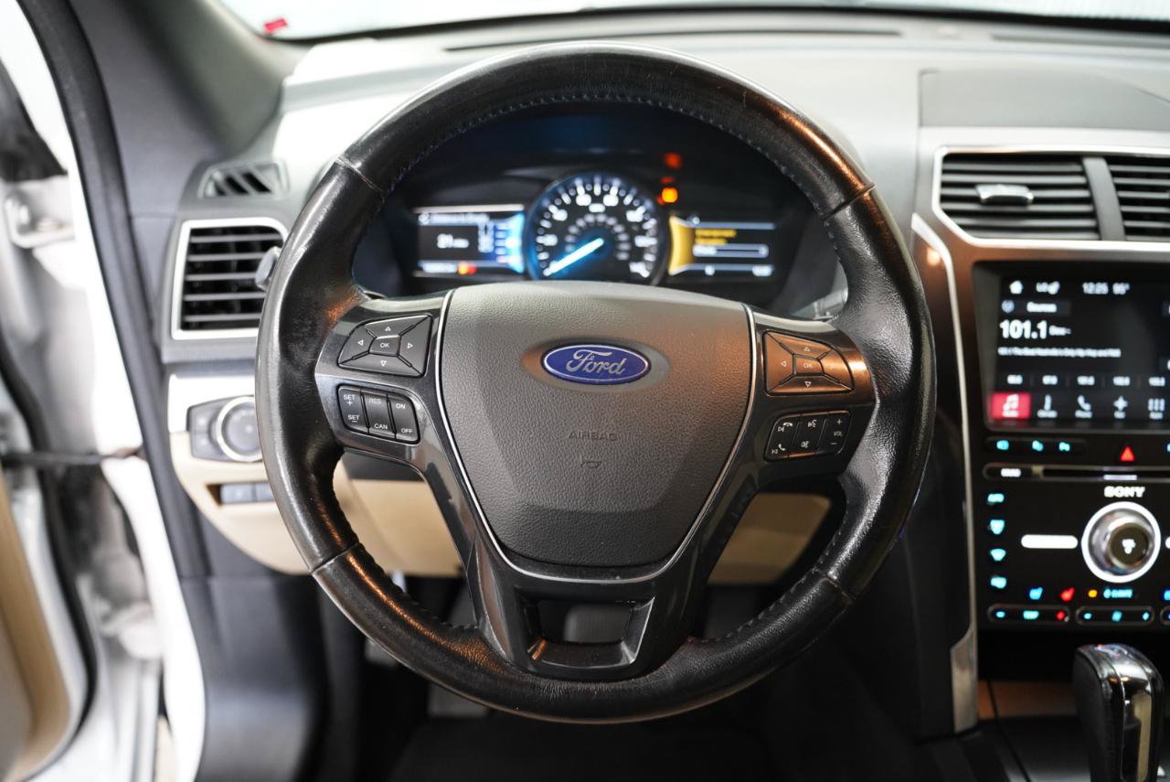 Used 2017 Ford Explorer Limited w/ Equipment Group 301A FWD image 12
