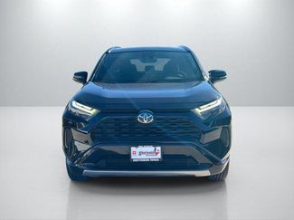 Certified 2022 Toyota RAV4 SE video 2