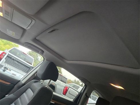 Used 2019 Honda CR-V EX image 16