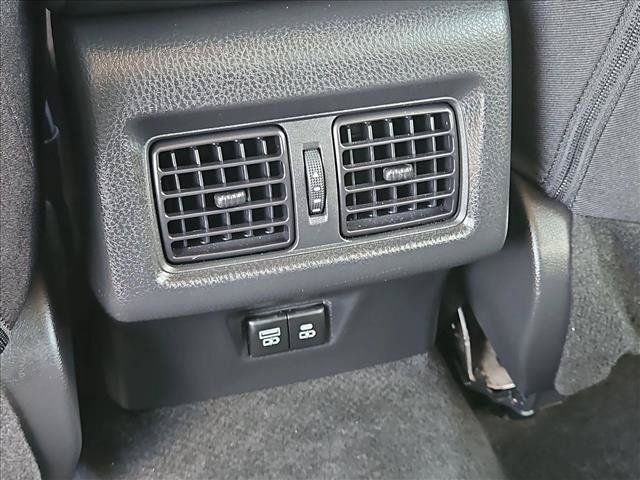 Used 2025 Toyota Camry LE FWD image 23