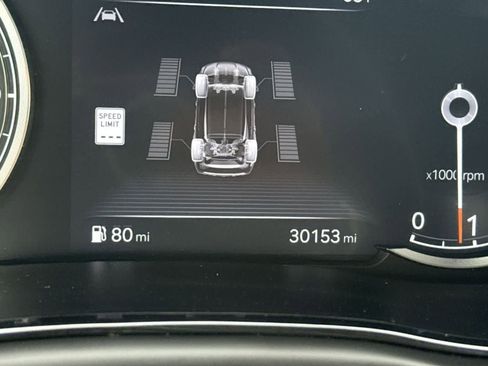 Used 2025 Genesis GV70 2.5T image 31