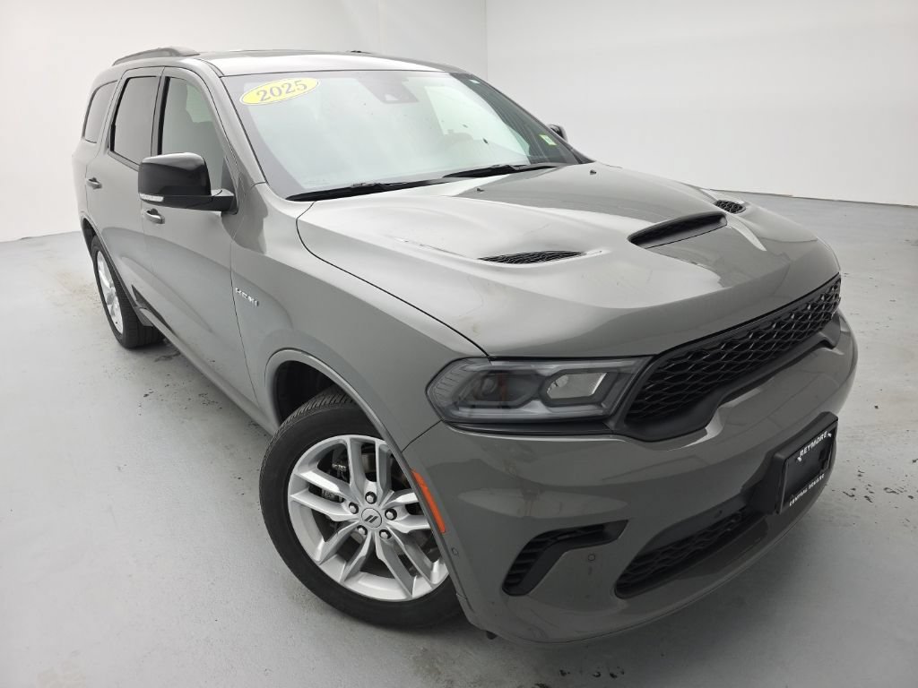 Used 2025 Dodge Durango R/T AWD/4WD image 4