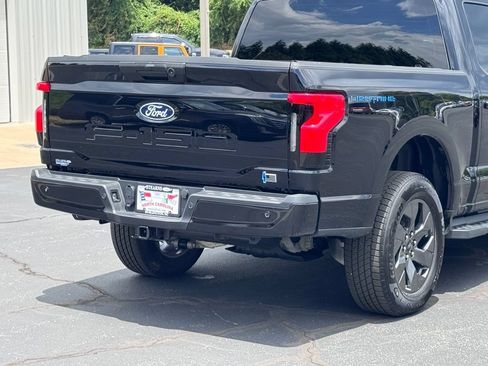 Used 2025 Ford F150 Lightning Flash AWD/4WD image 46