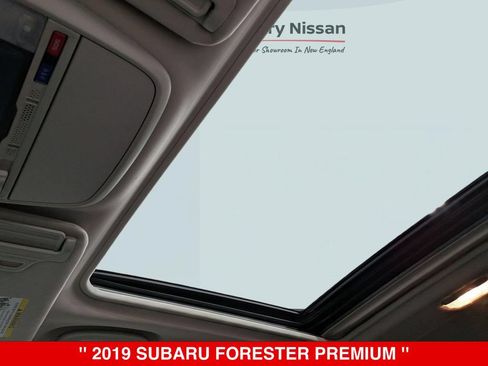 Used 2019 Subaru Forester Premium w/ All-Weather Package AWD/4WD image 25