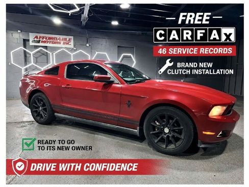 Used 2010 Ford Mustang Premium RWD image 1