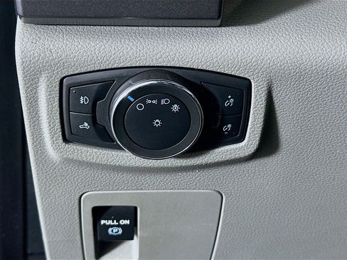 Used 2020 Ford F150 XLT image 16