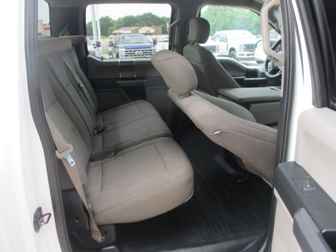 Used 2018 Ford F150 XLT w/ XTR Package AWD/4WD image 12
