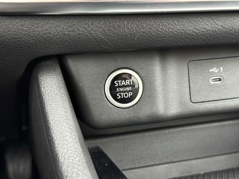 Used 2023 Nissan Rogue SV image 13