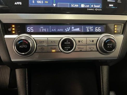 Used 2016 Subaru Outback 2.5i Limited image 29