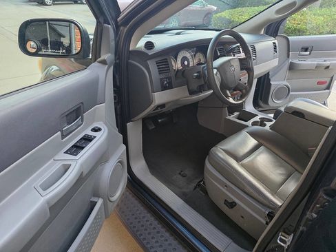 Used 2008 Dodge Durango SLT w/ Trailer Tow Group image 8