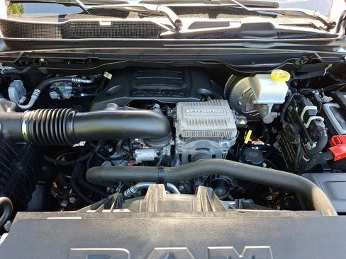Used 2023 RAM 1500 Big Horn AWD/4WD image 28