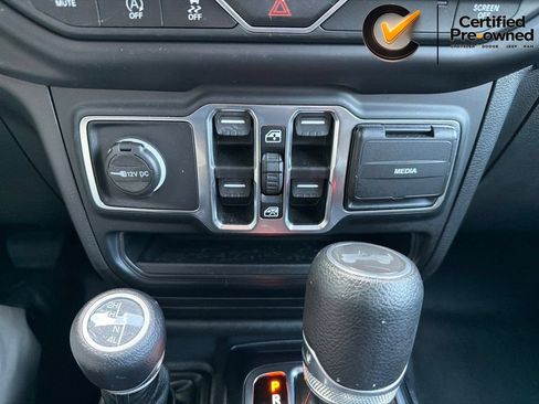 Used 2023 Jeep Wrangler Unlimited Sport AWD/4WD image 68
