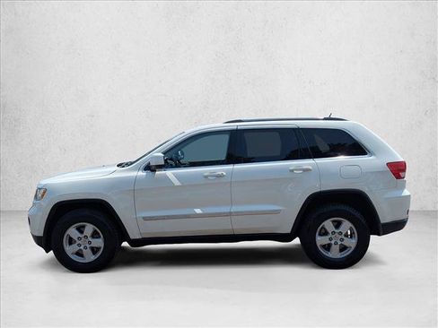 Used 2012 Jeep Grand Cherokee Laredo w/ Laredo E Group AWD/4WD image 9