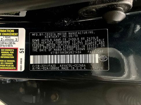 Used 2019 Toyota Camry LE image 19