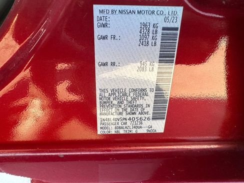Used 2023 Nissan Altima 2.5 SV FWD image 9