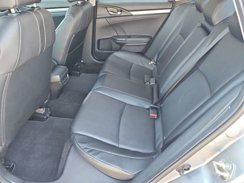Used 2017 Honda Civic Touring image 18