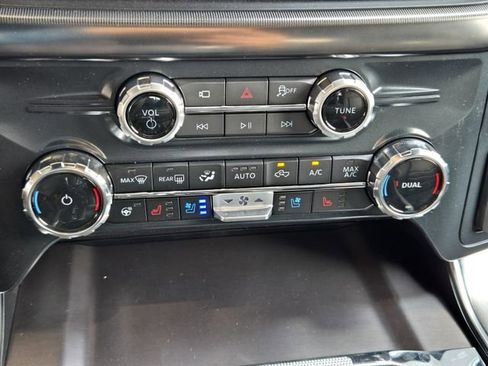 New 2025 Ford F150 Platinum w/ FX4 Off-Road Package image 15