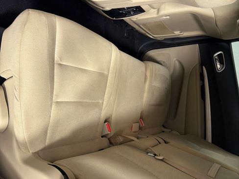 Used 2020 Dodge Durango SXT w/ 3rd Row Seating Group RWD image 19