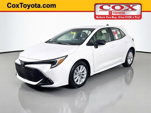 New 2026 Toyota Corolla SE image 1