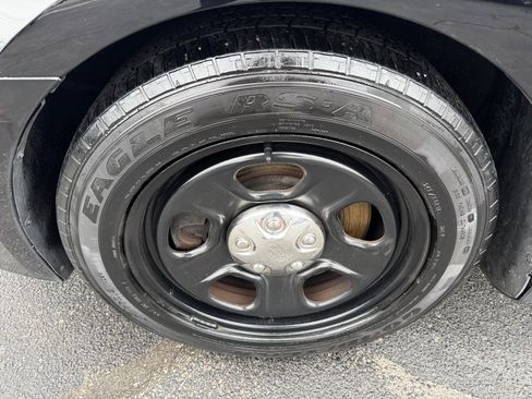 Used 2015 Ford Taurus Police Interceptor AWD image 2